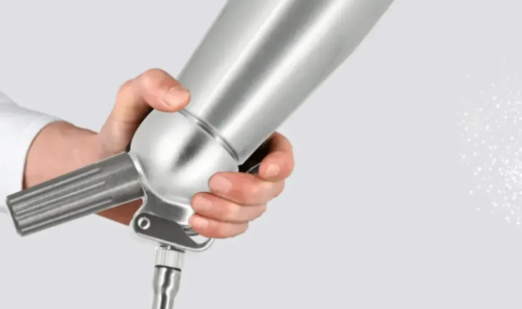 aluminium whipped cream dispenser